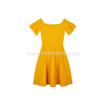 Women's Knitted Ottoman Stitch Zip-Back Ruffle Sleeve Dress